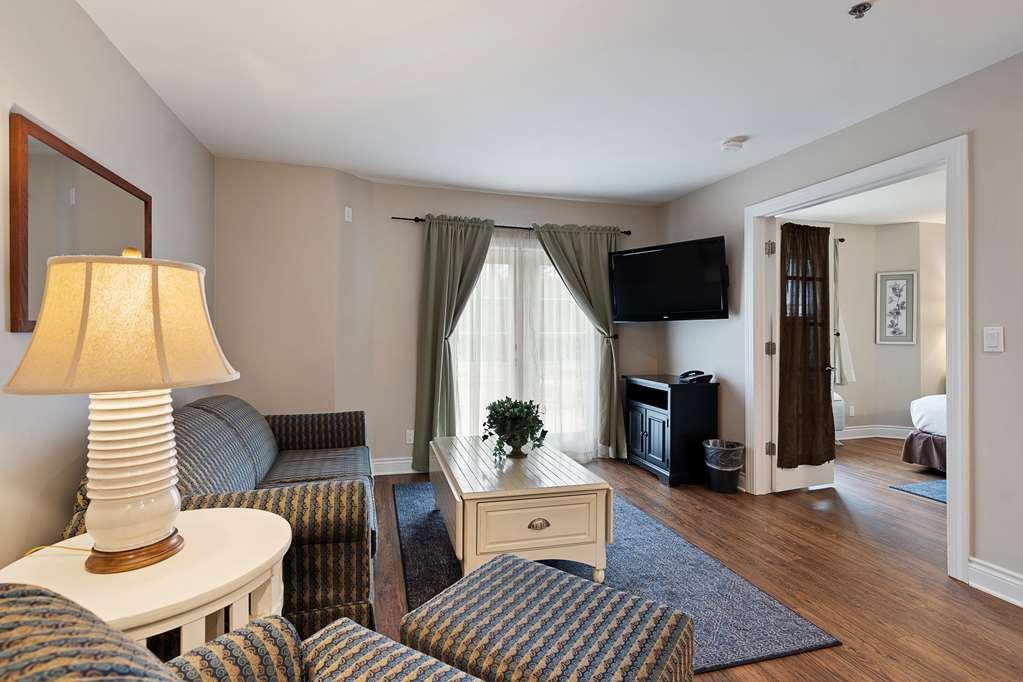 Charlevoix Inn & Suites Surestay Collection By Best Western Pokój zdjęcie